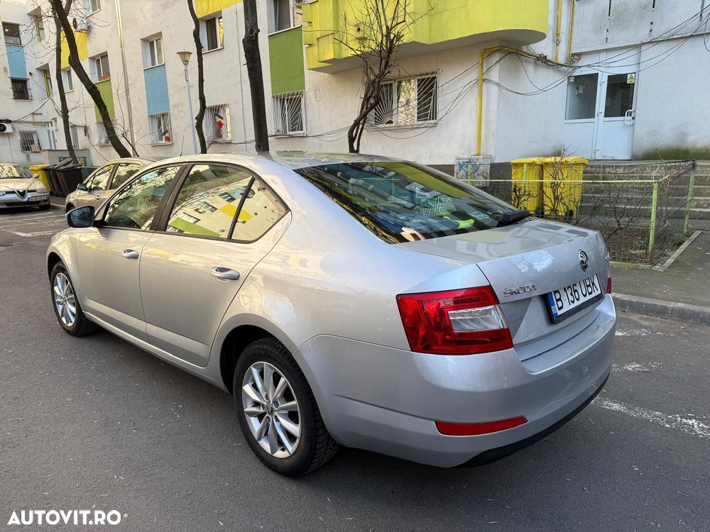 Skoda Octavia 1.2 TSI ELEGANCE - 2