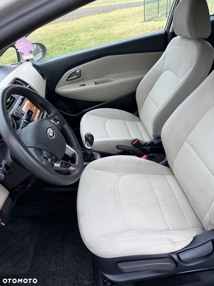 Kia Rio 1.1 CRDI Spirit - 18
