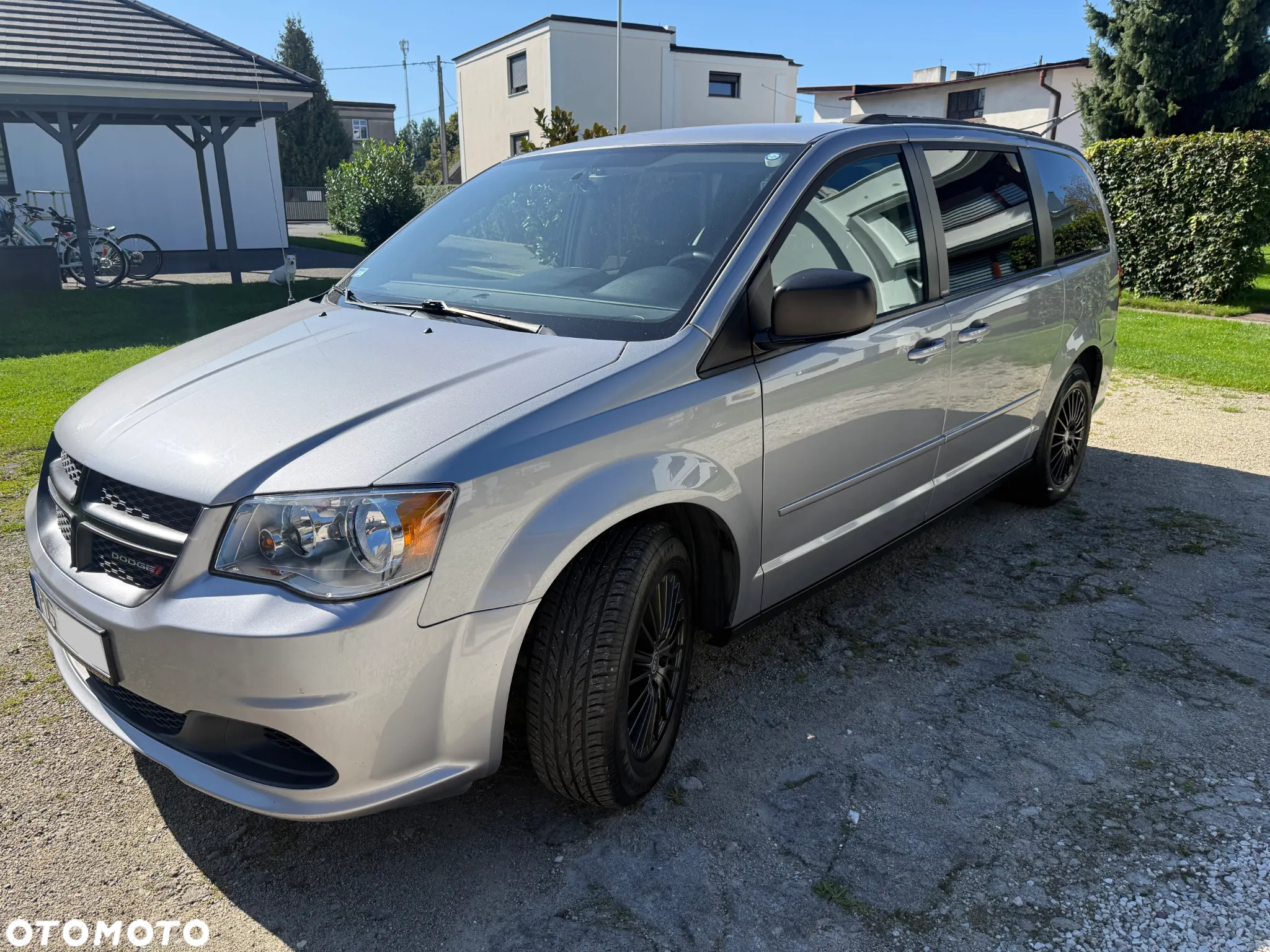 Dodge Grand Caravan - 3