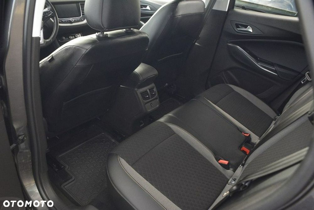 Opel Grandland X 1.5 D Start/Stop Business INNOVATION - 32