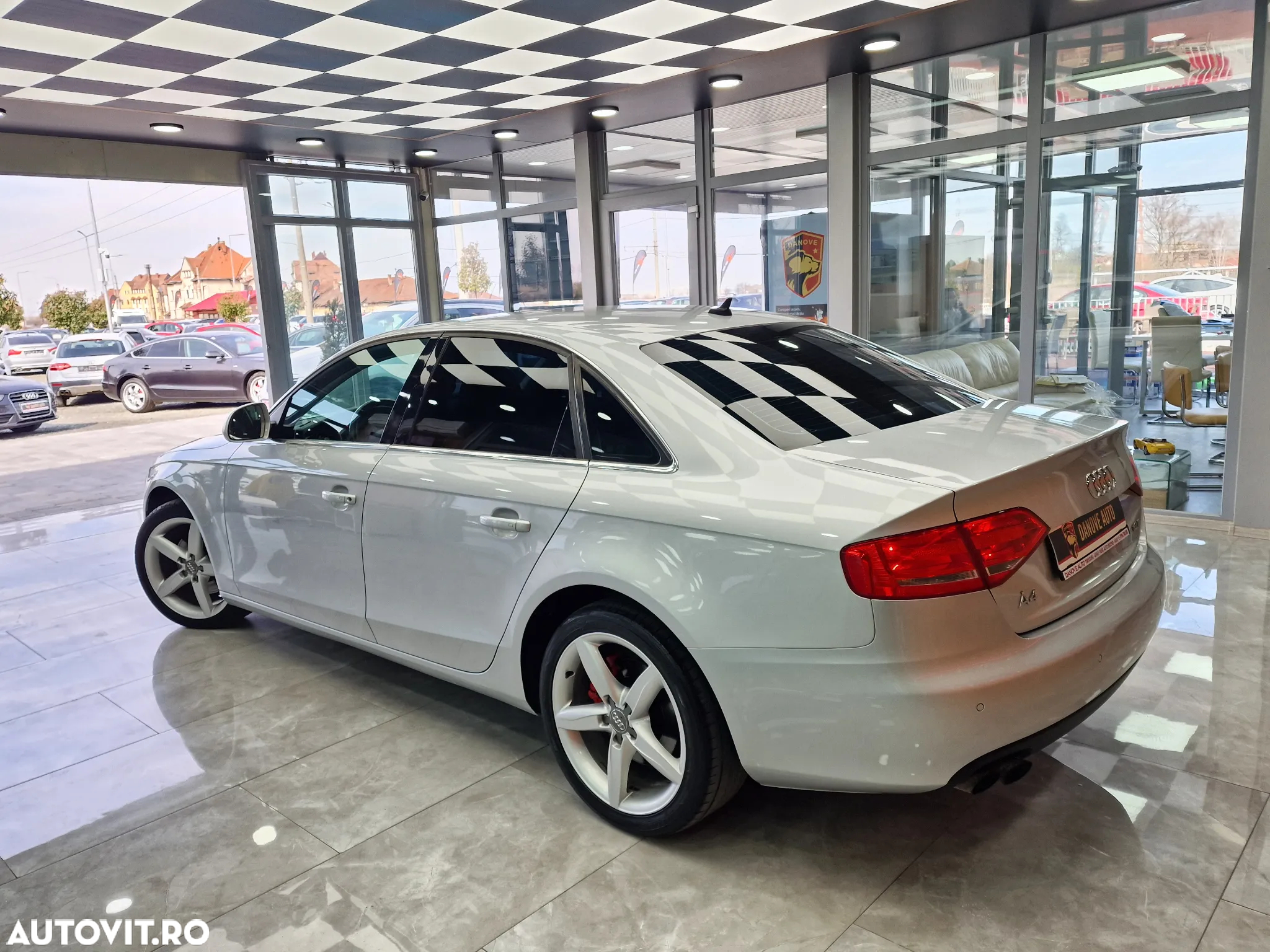 Audi A4 1.8 TFSI - 10