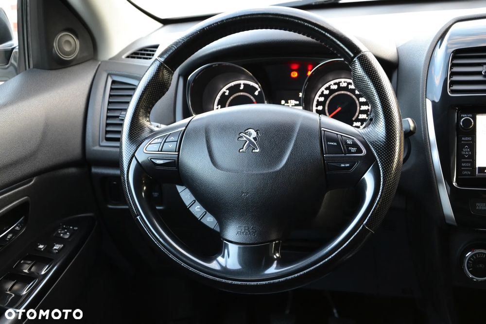 Peugeot 4008 - 10