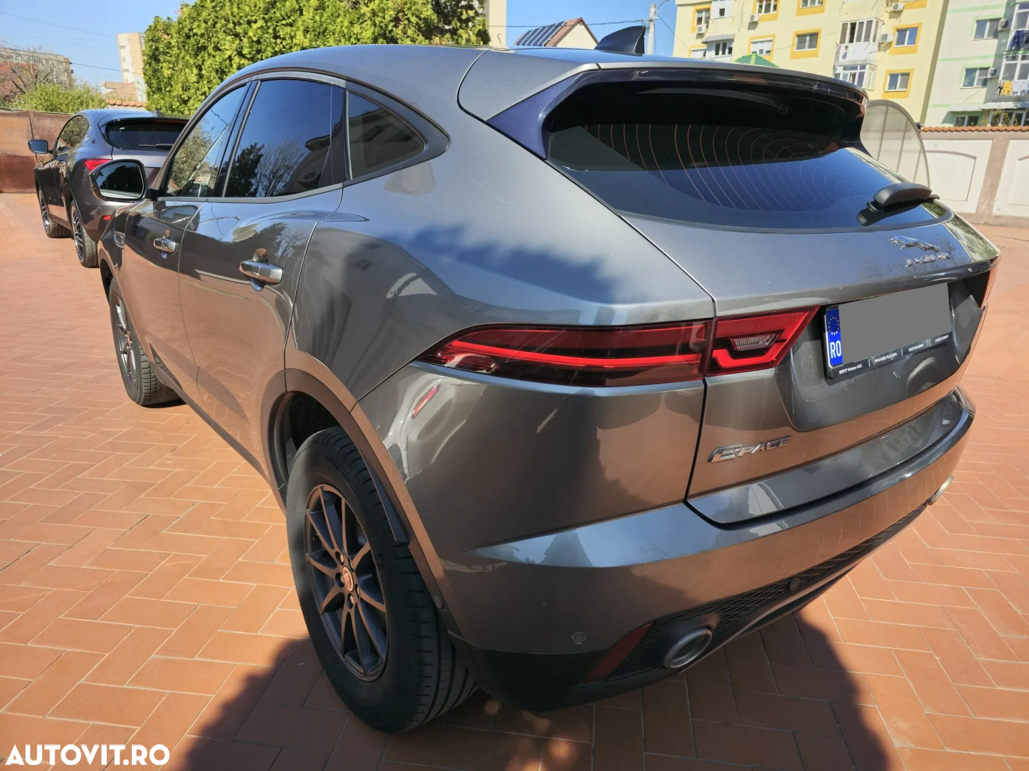 Jaguar E-Pace - 15