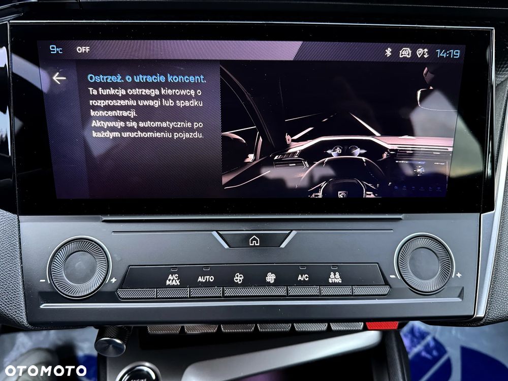 Peugeot 308 1.5 BlueHDi Allure S&S - 26