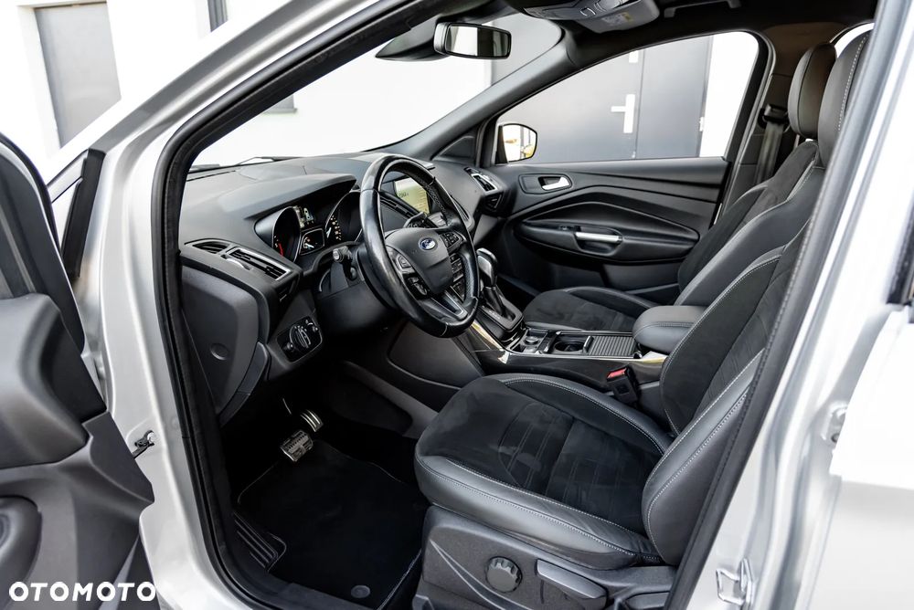Ford Kuga 2.0 TDCi 4x4 ST-Line - 20