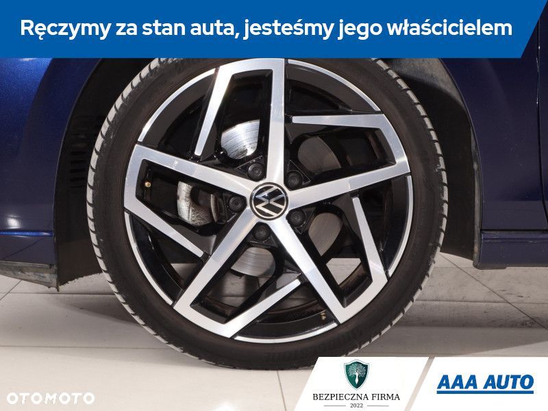 Volkswagen Golf - 16