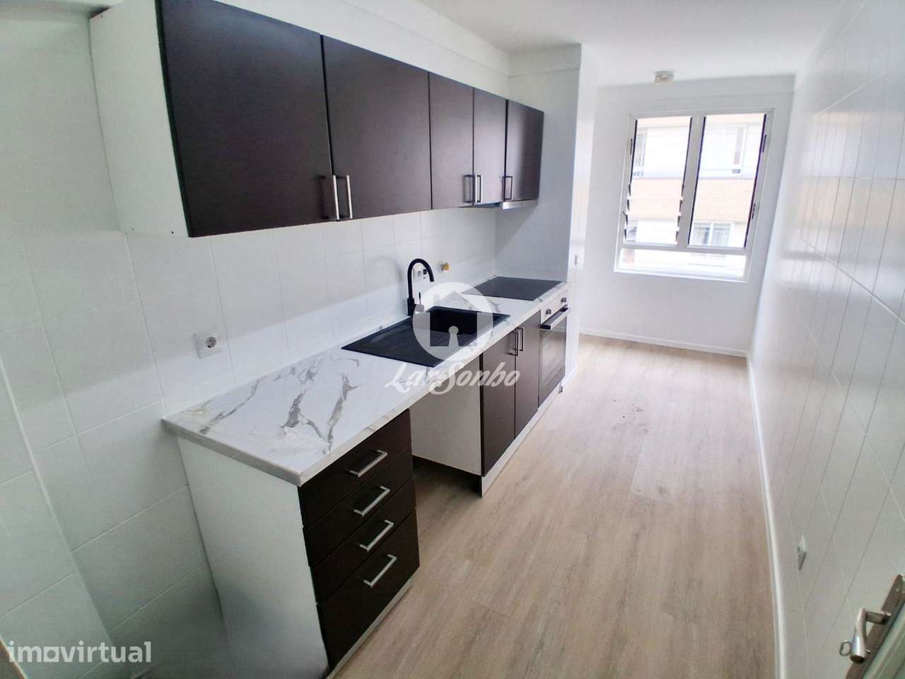 APARTAMENTO T3 REMODELADO - BAGUIM DO MONTE - Grande imagem: 5/19