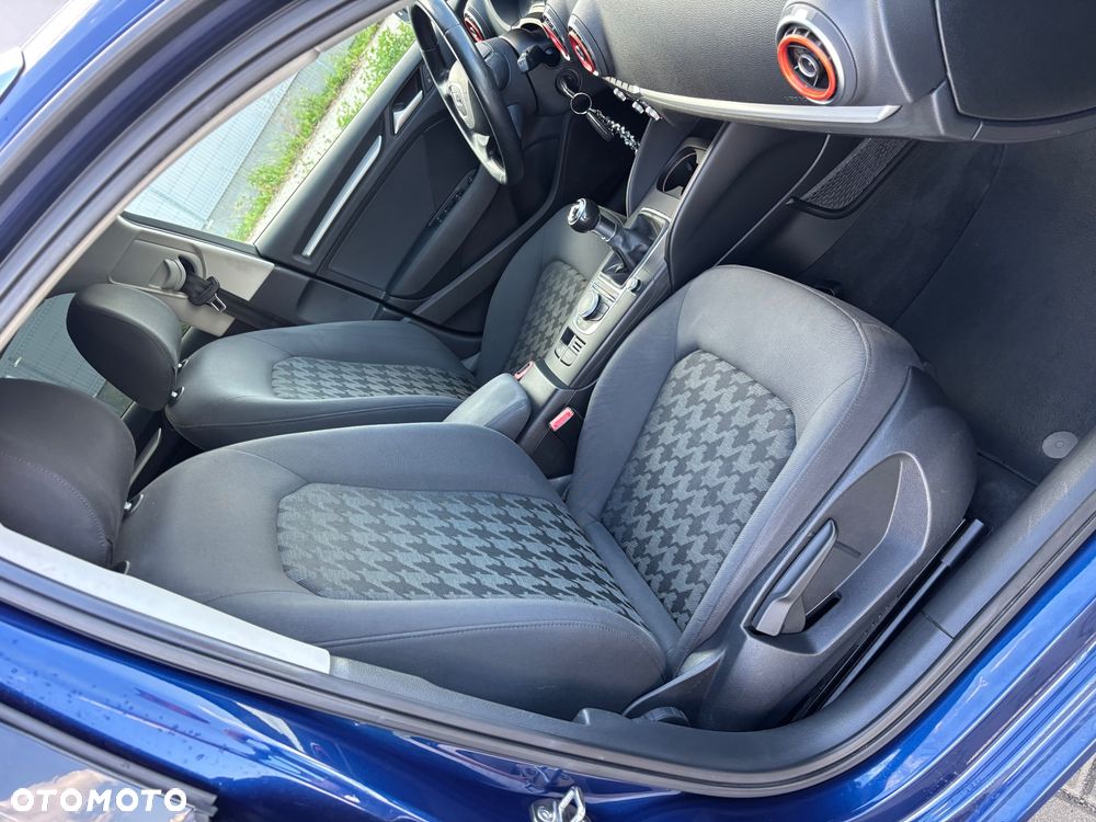Audi A3 Sportback 2.0 TDI sport - 13