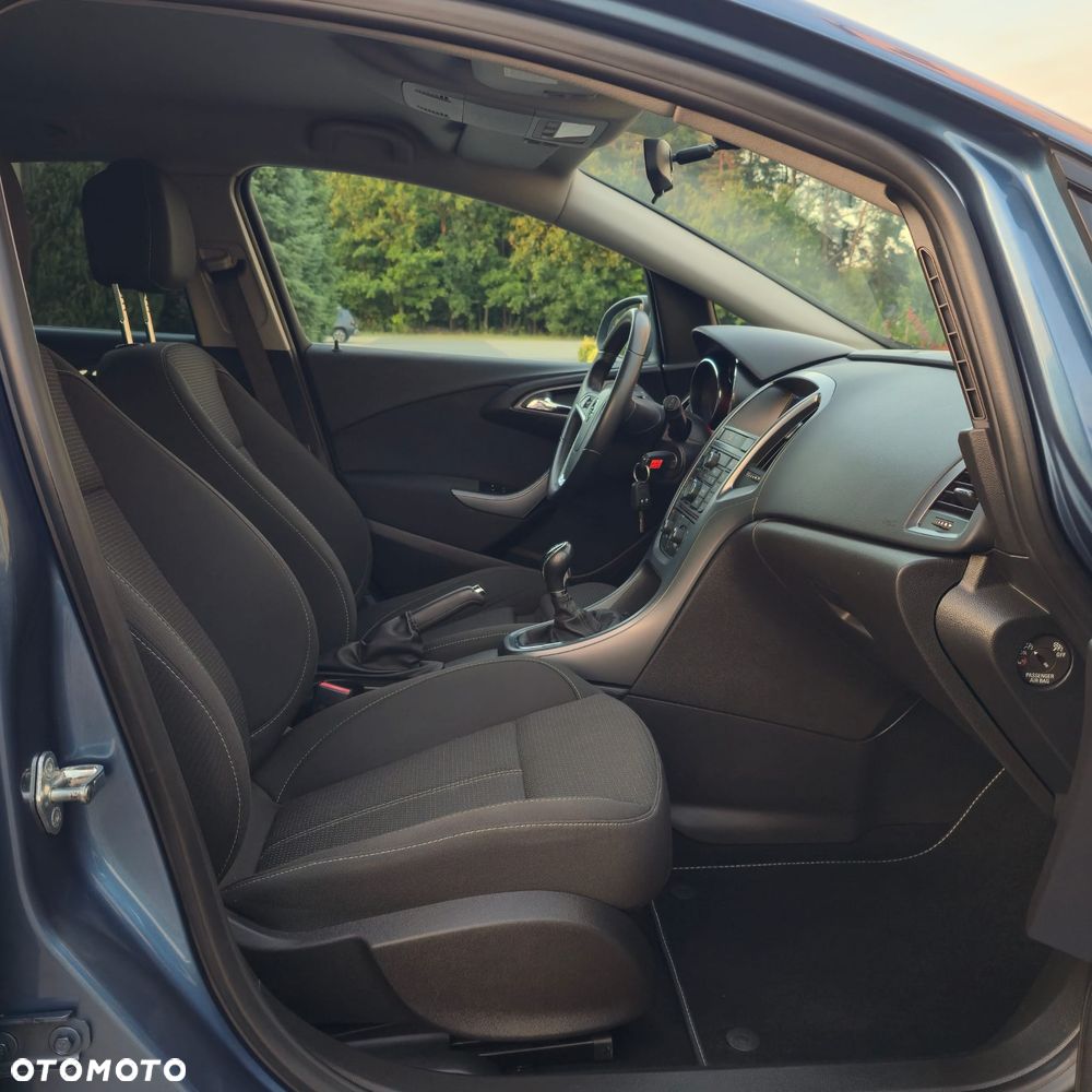 Opel Astra 1.4 Turbo Innovation - 22
