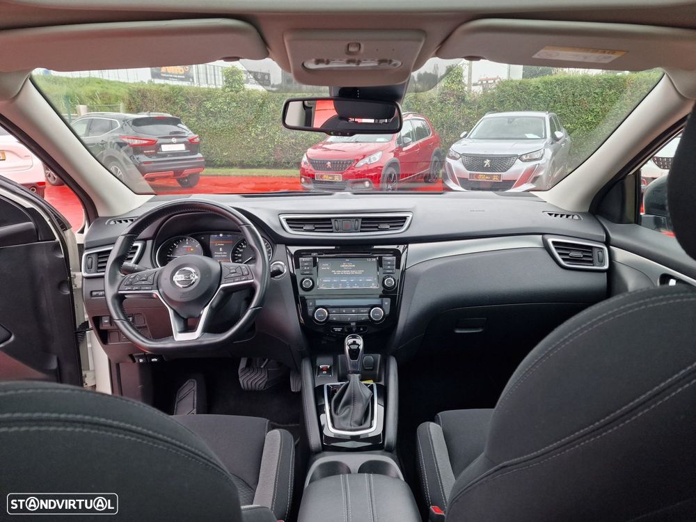 Nissan Qashqai 1.5 dCi N-Connecta DCT - 18