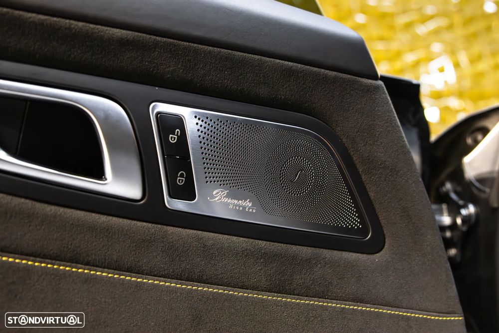 Mercedes-Benz AMG GT R - 33