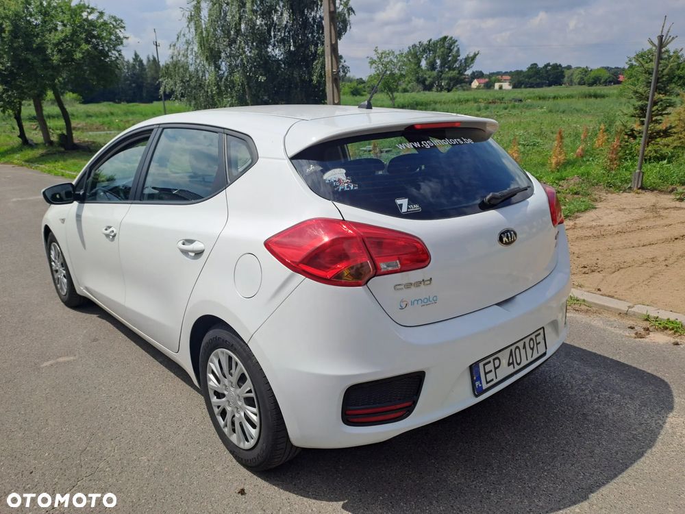 Kia Ceed - 5