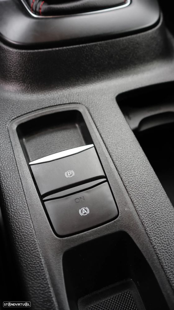 Ford Focus SW 1.5 TDCi EcoBlue ST-Line - 31