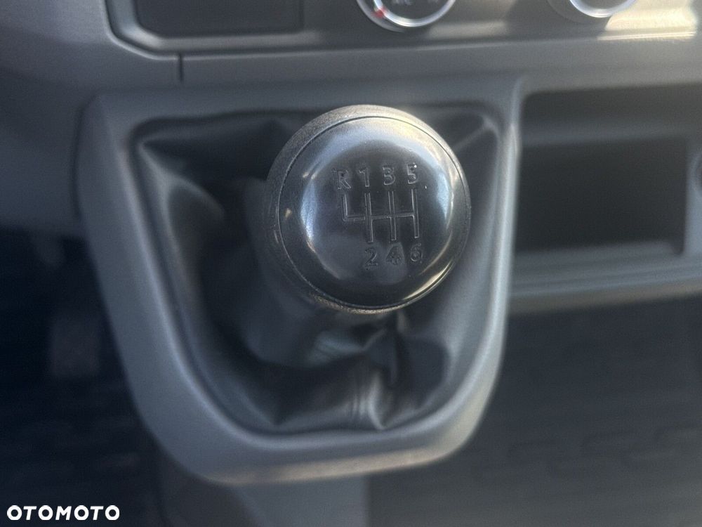 Volkswagen Crafter 35 FURGON 4.490 2.0 TDI 103 kW 6-G FWD - 5