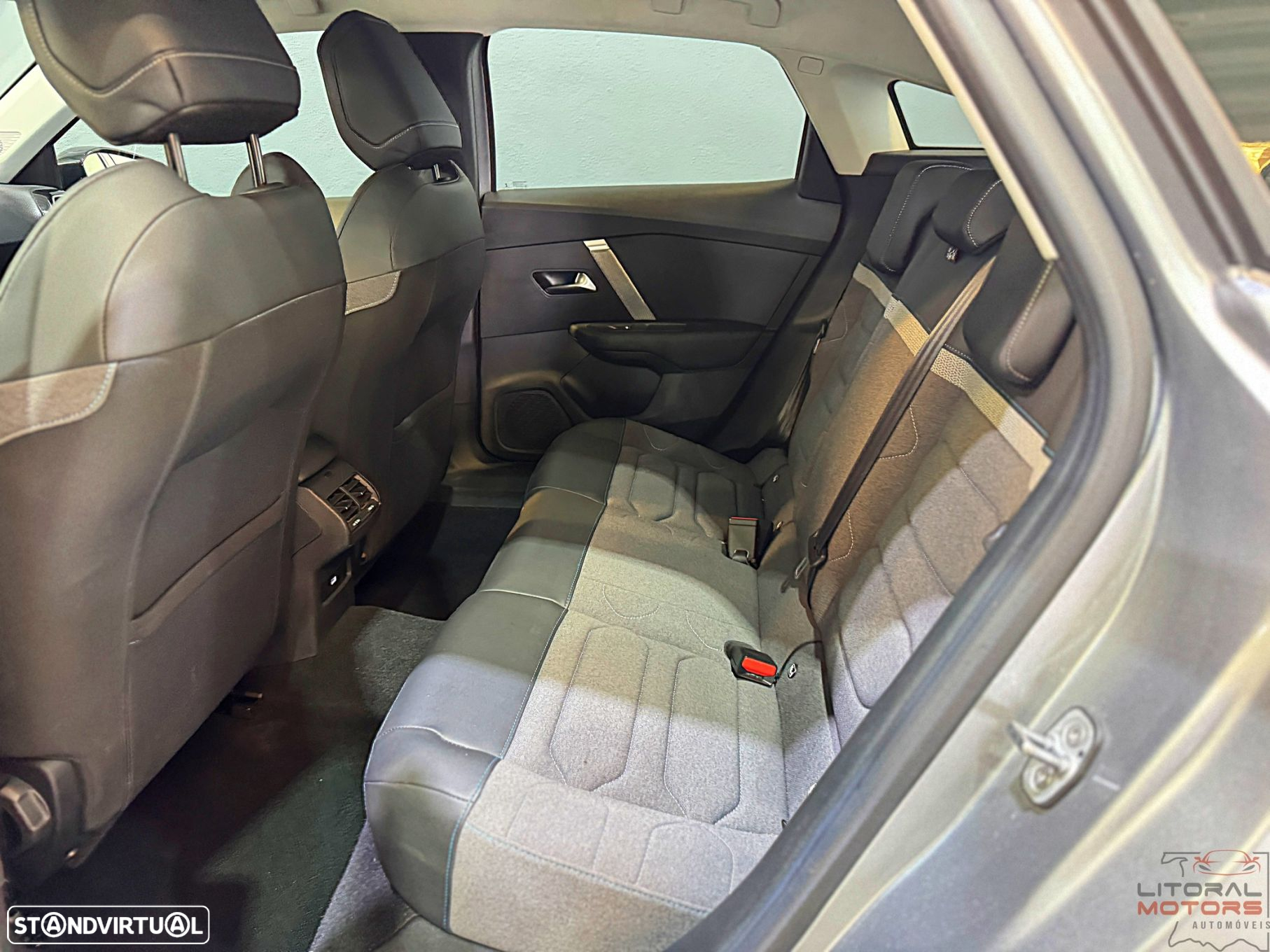 Citroën C4 1.2 PureTech Plus EAT8 - 16