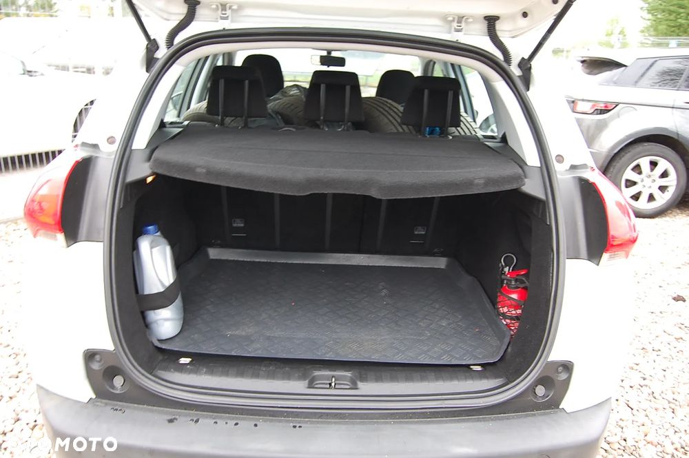 Peugeot 2008 - 21