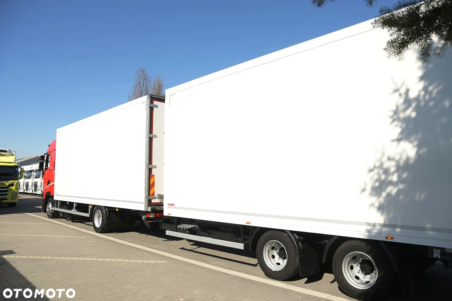 Renault T440 HIGH ///* 2021///* ZESTAW///* TANDEM///* IZOTERMA///* KONTENER///* PLANDEX///* 7.70+7.70///* STAN BARDZO DOBRY - 7