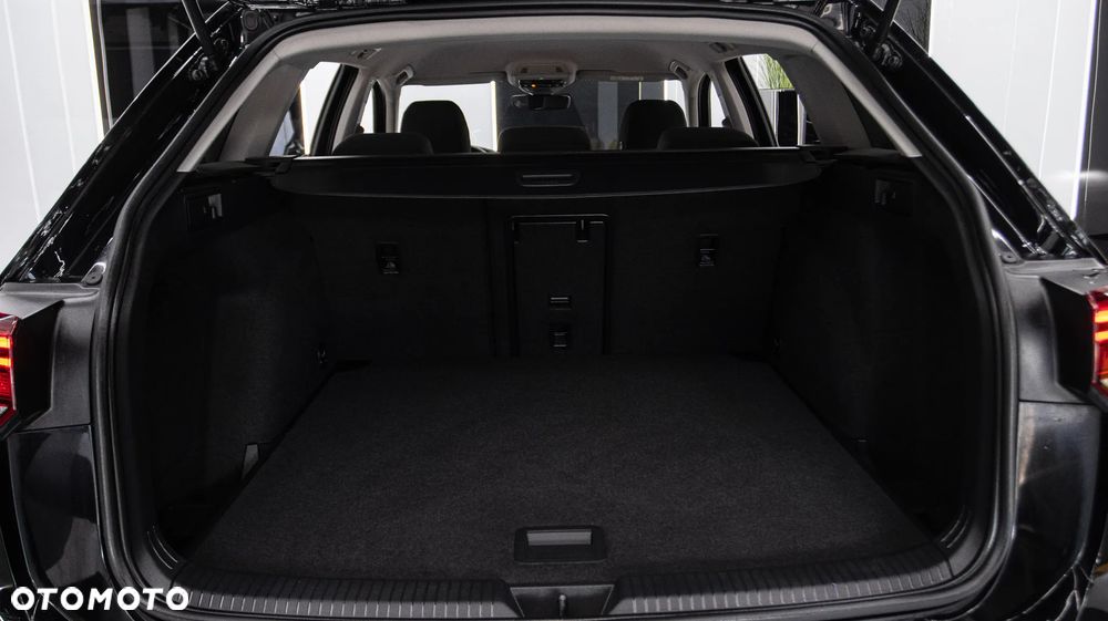 Volkswagen Golf Variant 1.5 eTSI EVO Life DSG - 30