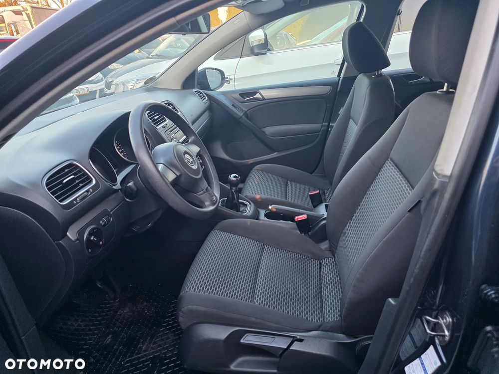 Volkswagen Golf 1.6 TDI DPF Comfortline - 10