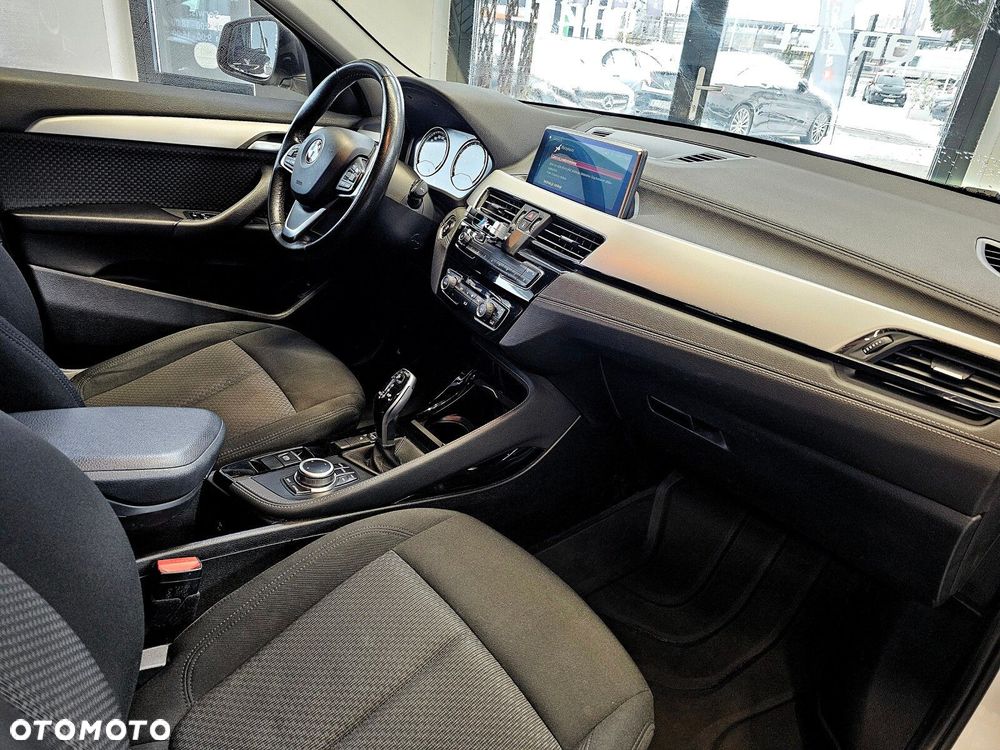 BMW X2 - 16