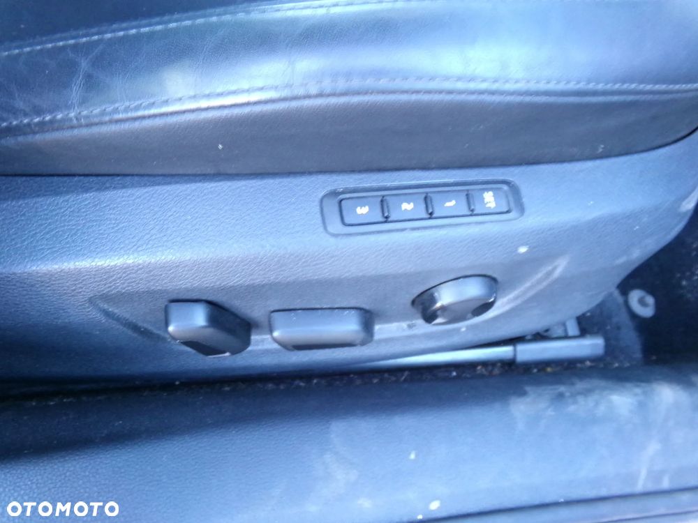 Skoda Superb 2.0 TDI L&K DSG7 - 10