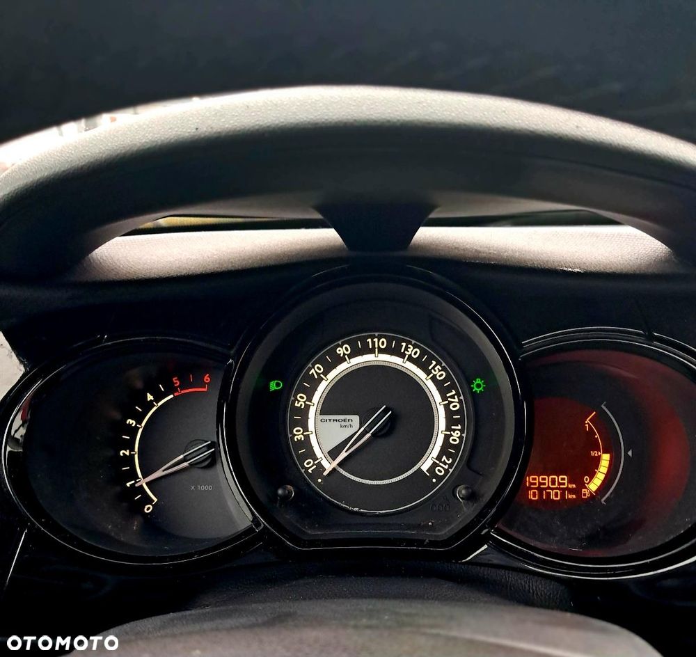 Citroën C3 1.4 HDi Exclusive - 25