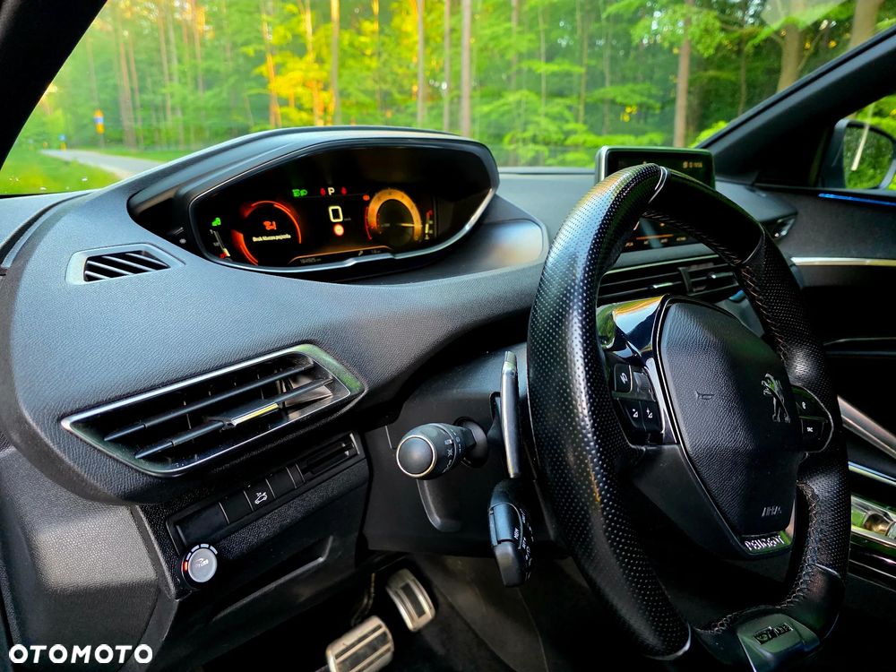Peugeot 5008 - 12