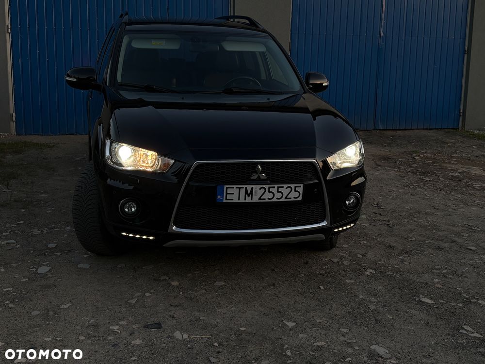 Mitsubishi Outlander - 19