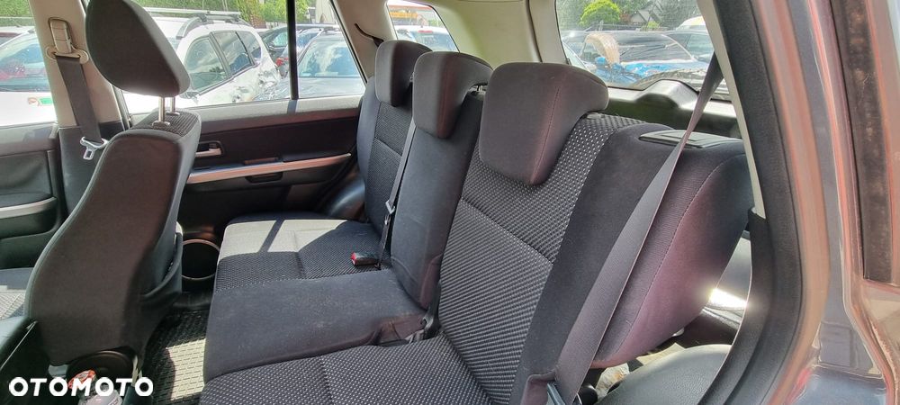 Suzuki Grand Vitara 2.7 V6 - 9