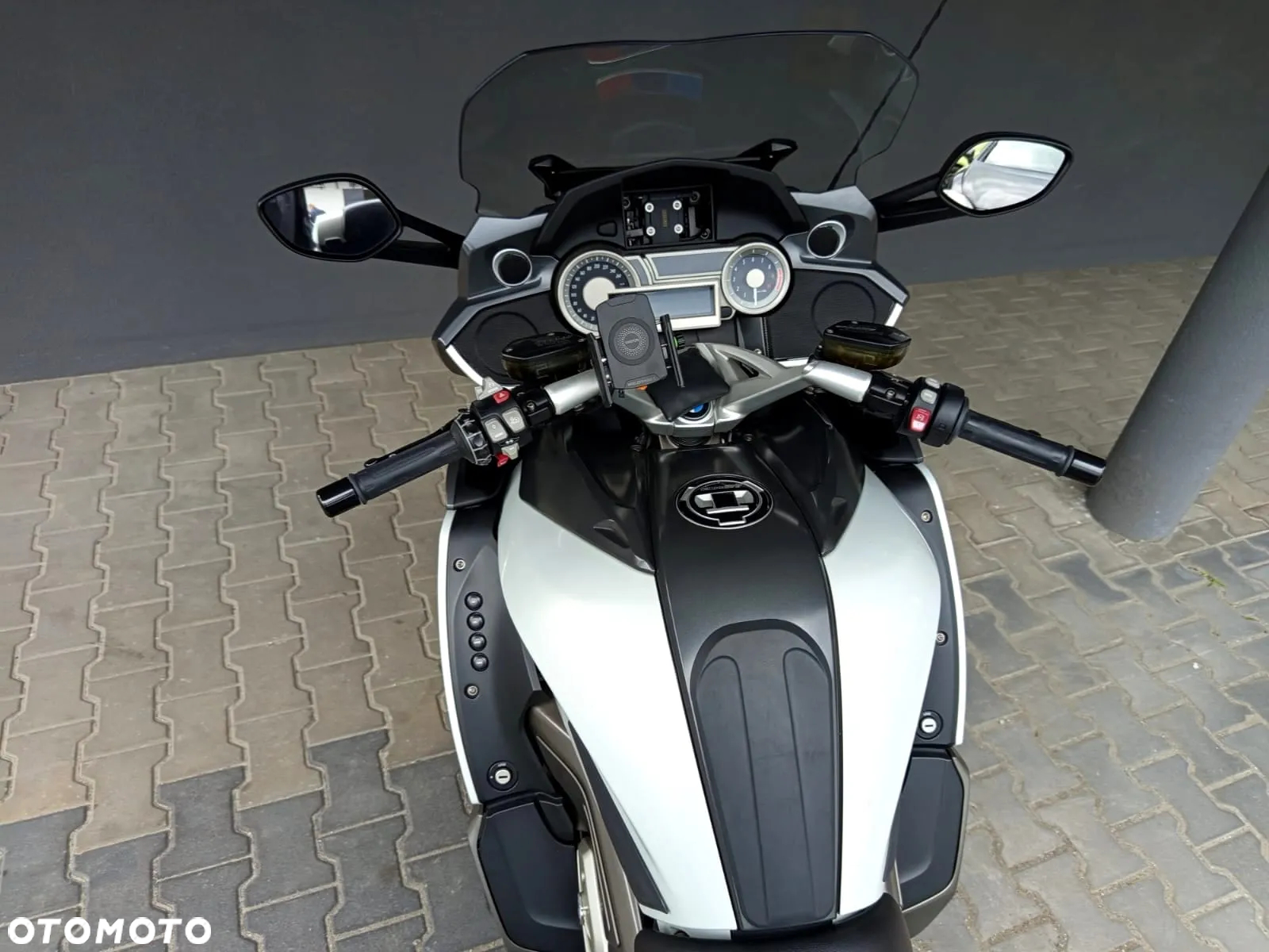 BMW K - 25