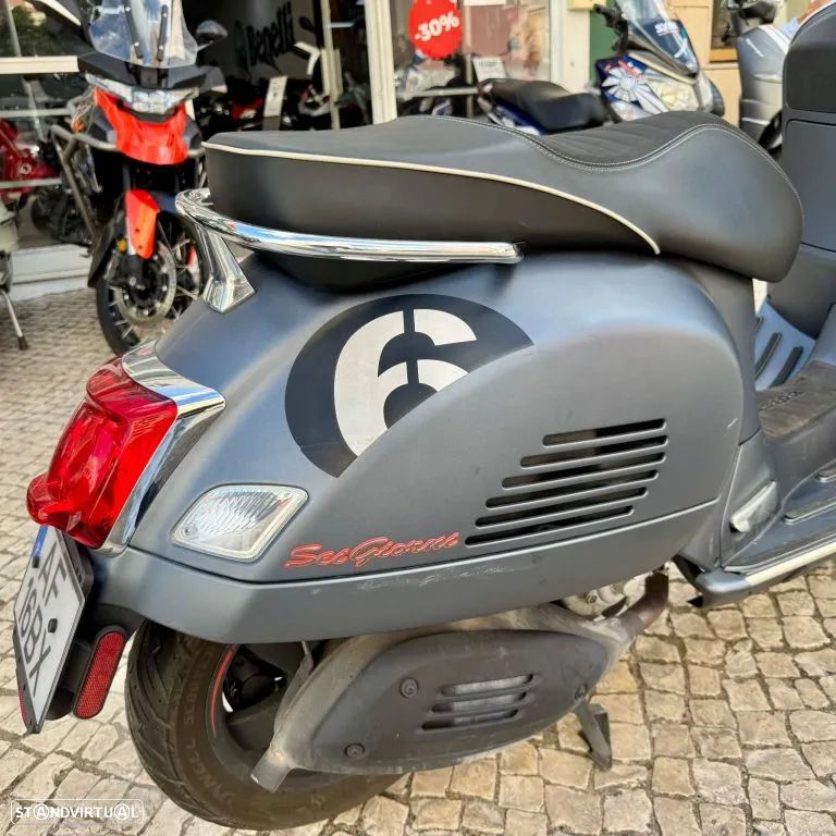 Piaggio Vespa GTS 300 - 18