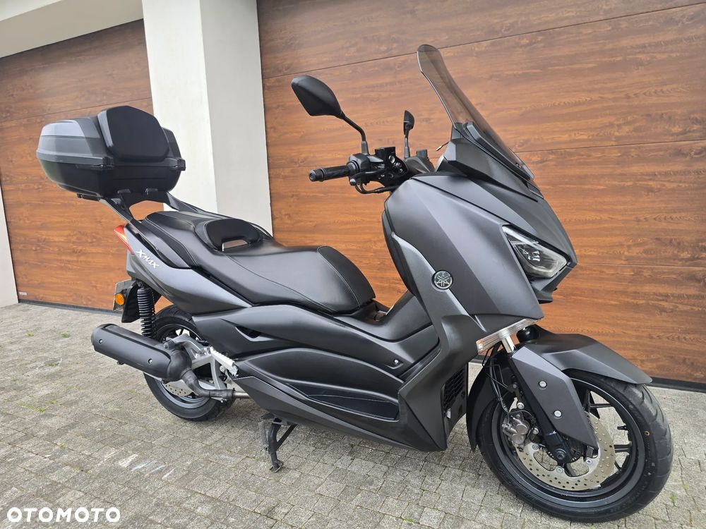 Yamaha X-max - 25