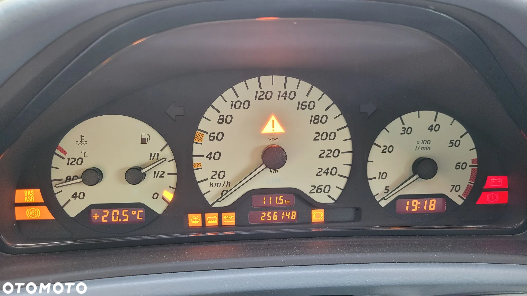 Mercedes-Benz CLK 230 Kompressor - 11