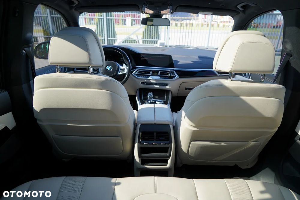 BMW X5 xDrive25d - 39