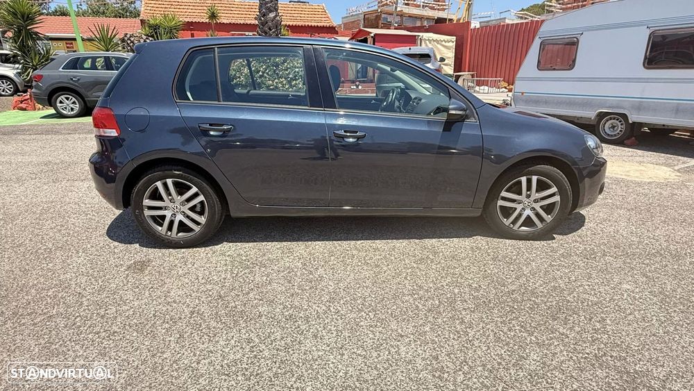 VW Golf 1.6 TDi Confortline - 12
