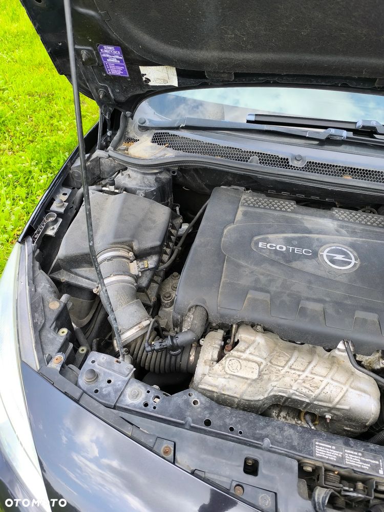 Opel Astra 2.0 CDTI Cosmo - 3