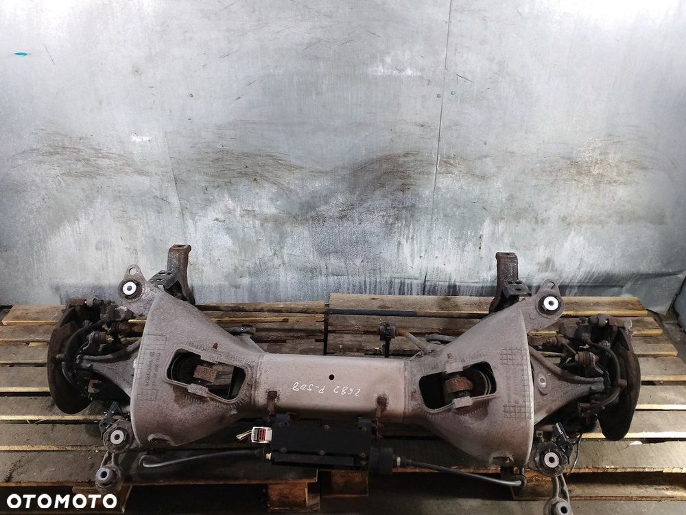 BELKA ZAWIESZENIA, OŚ TYŁ  PEUGEOT 508 9640718610  9640718710 2.0 HDI KOMBI - 9