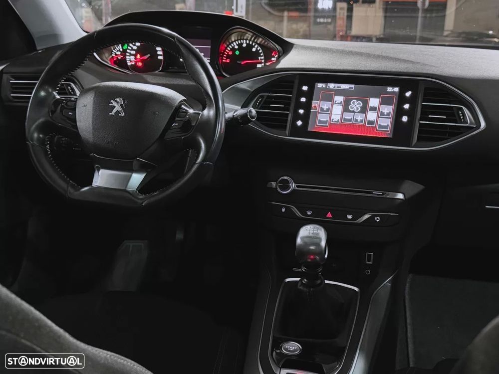 Peugeot 308 1.6 BlueHDi Allure - 14