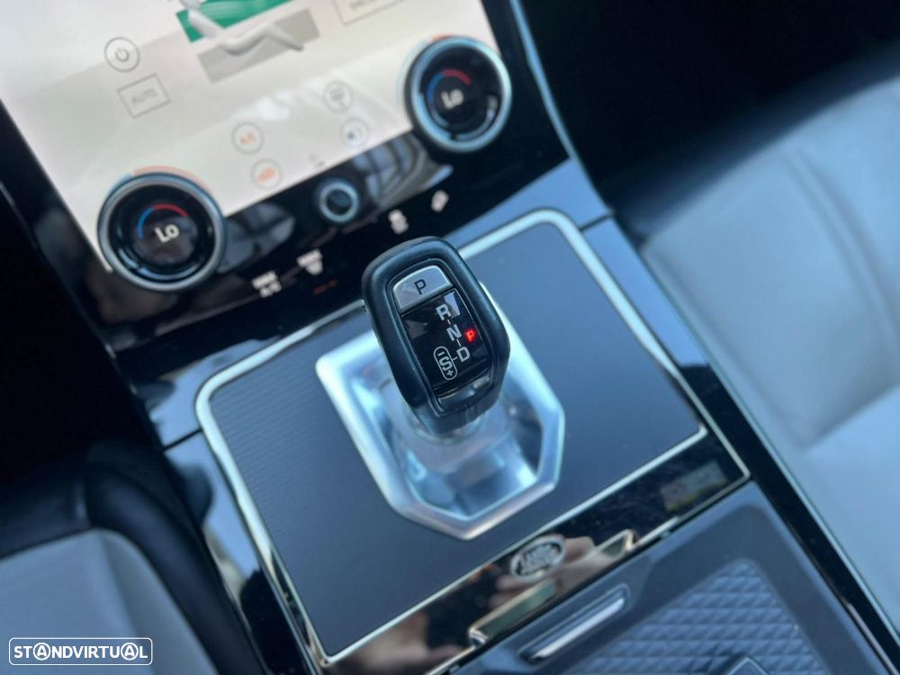 Land Rover Range Rover Evoque 1.5 P300e AWD R-Dynamic SE Auto - 13