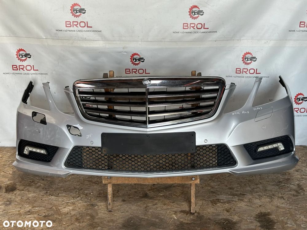 ZDERZAK PRZEDNI MERCEDS E-KLASA W212 AMG 09-13 PDC LED 775