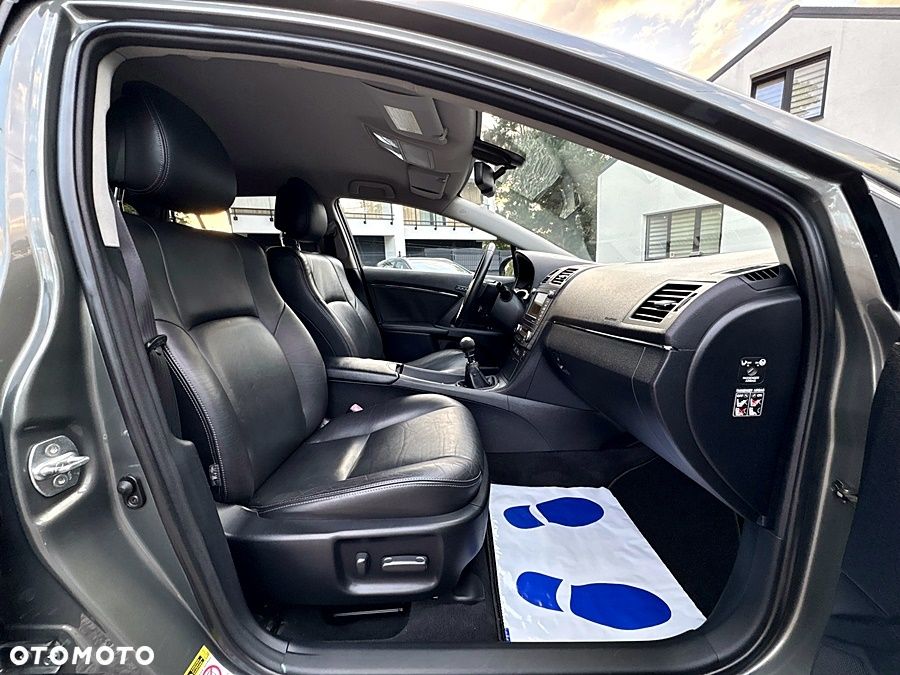 Toyota Avensis 2.0 D-4D Sol plus+NAVI - 23