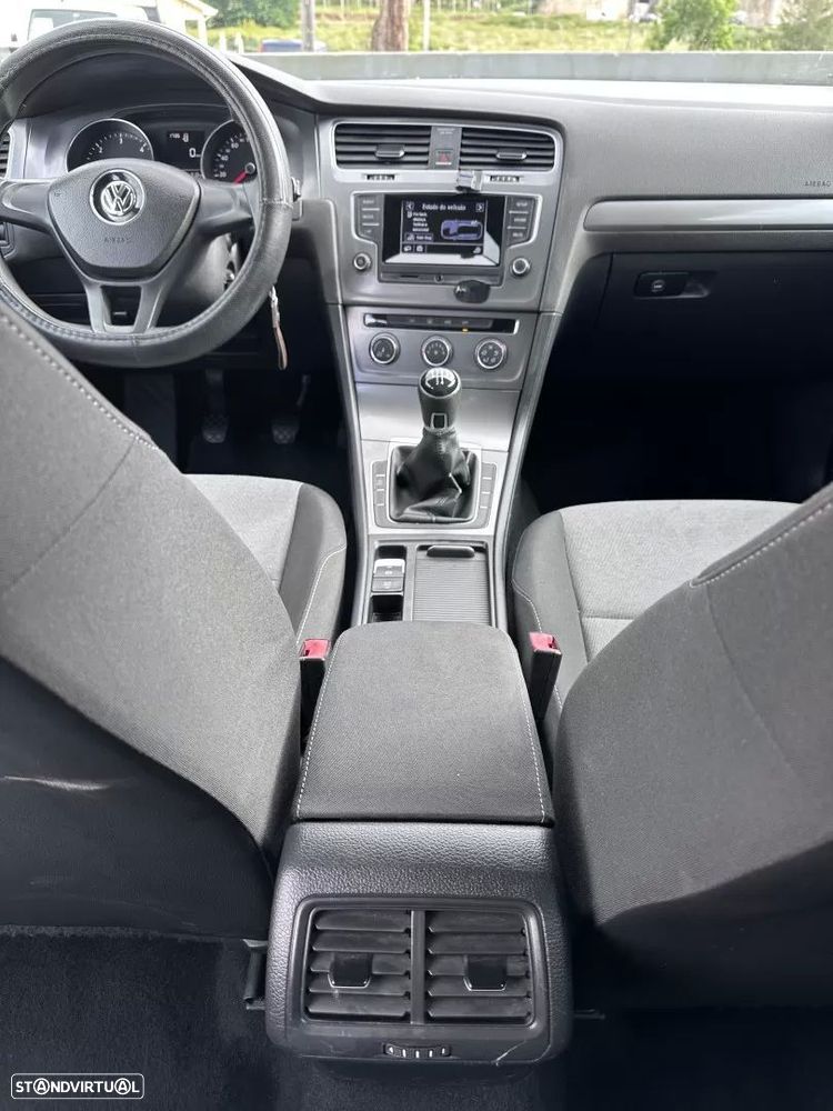 VW Golf Variant 1.6 TDi Highline - 39