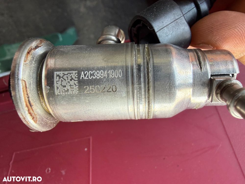 Injector AdBlue / Diuză Injectare Dacia - Renault 1.5 dCi / 2.0 dCi, Cod 208995377R Evacuare dpf - 7