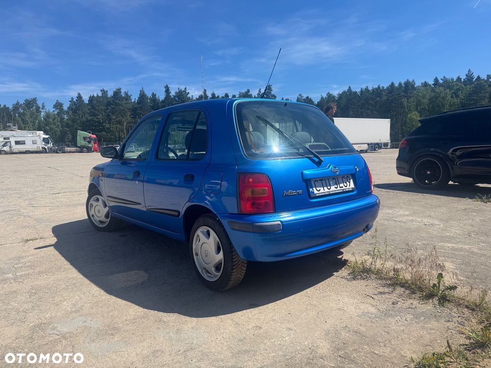 Nissan Micra - 5