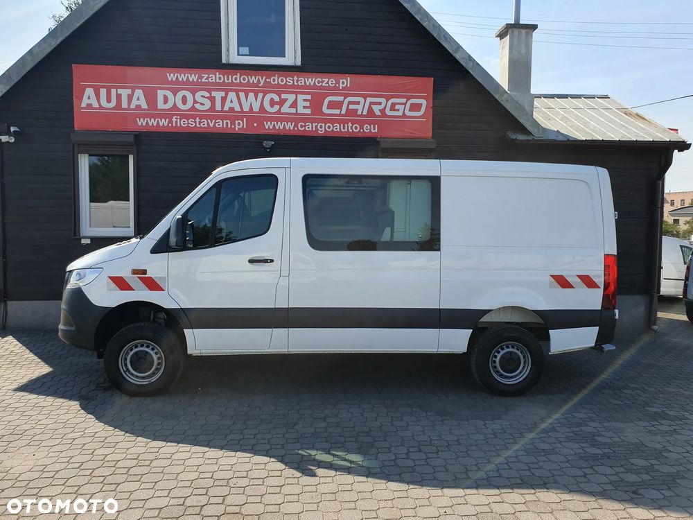 Mercedes-Benz Sprinter - 9