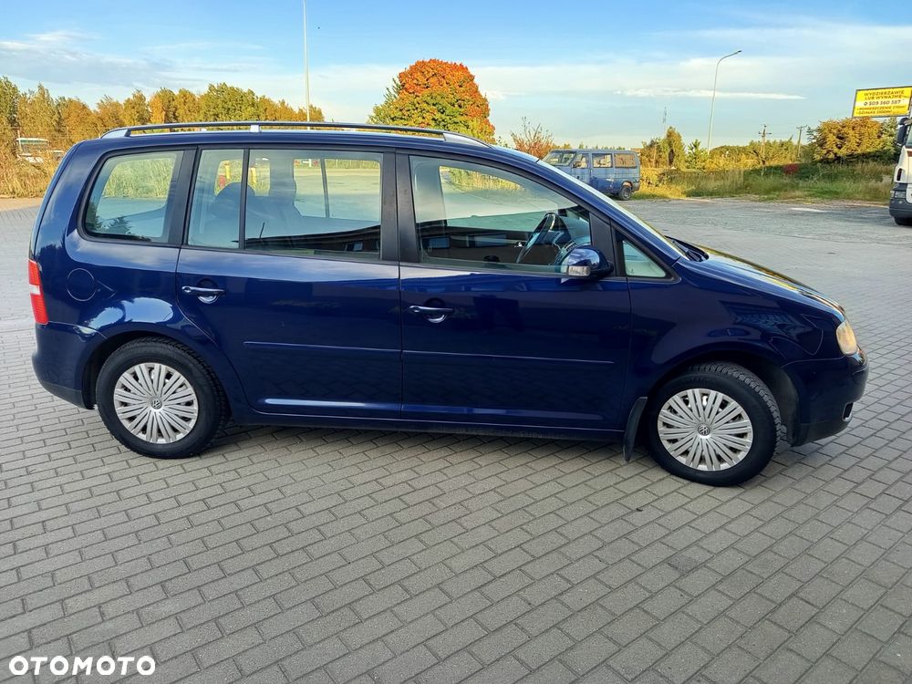Volkswagen Touran 1.6 Basis - 7