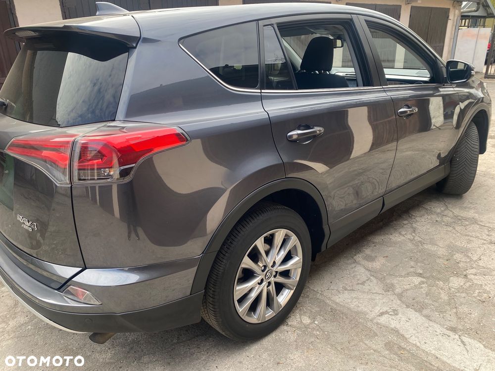 Toyota Rav4 2019 photo 4