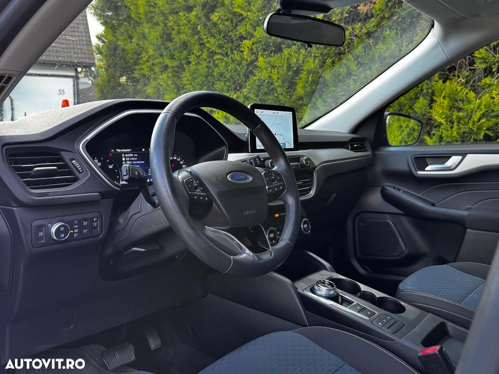 Ford Kuga - 15