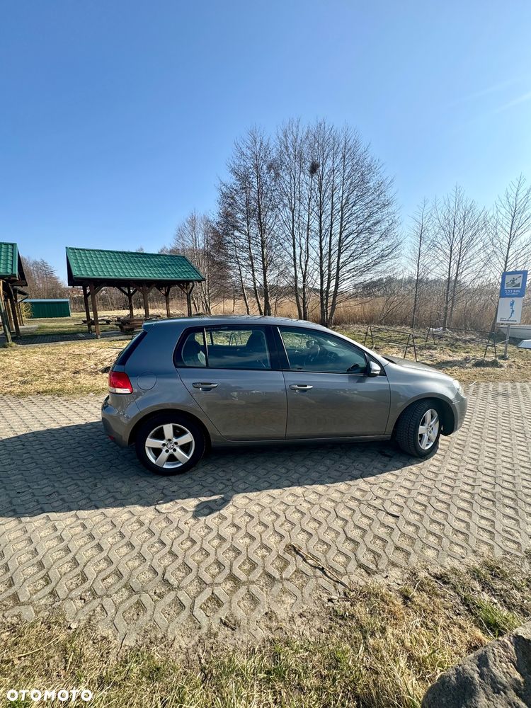 Volkswagen Golf 1.6 TDI BlueMot Comfortline - 10
