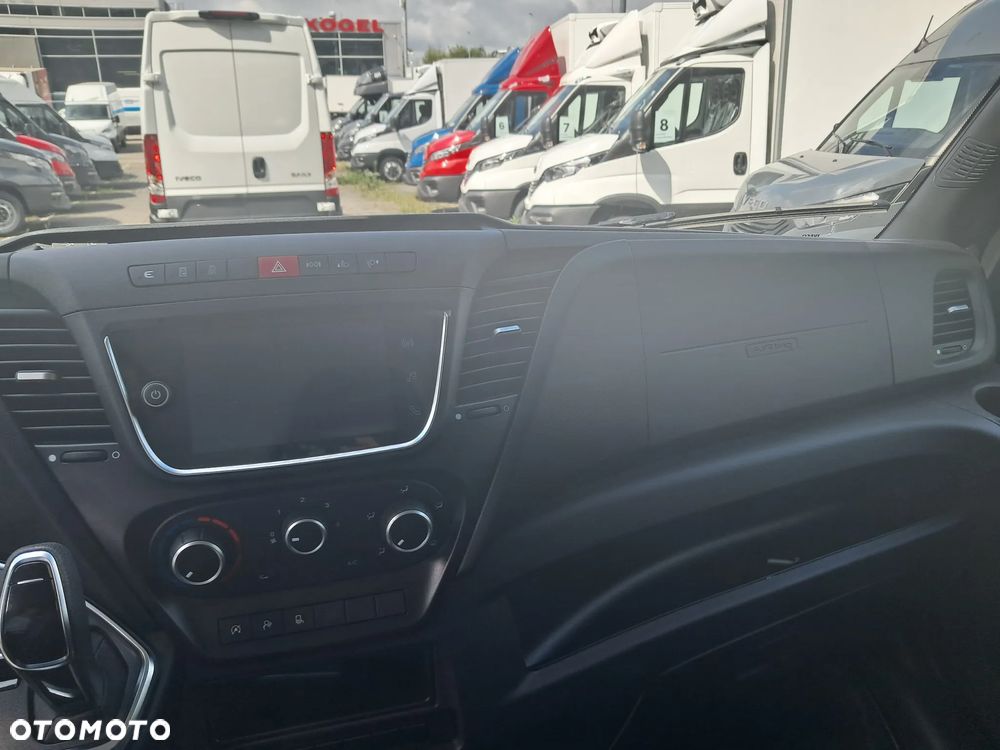 Iveco Daily Furgon  HI-Matic - 17